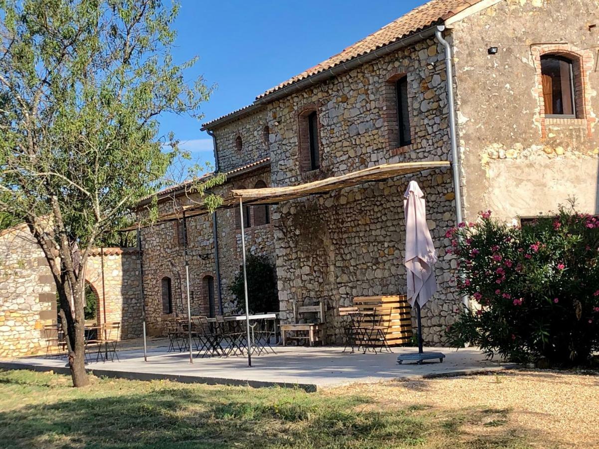 Mas Des Terres Rouges Villa Vezenobres Exteriör bild